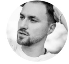 Михаил Васильев